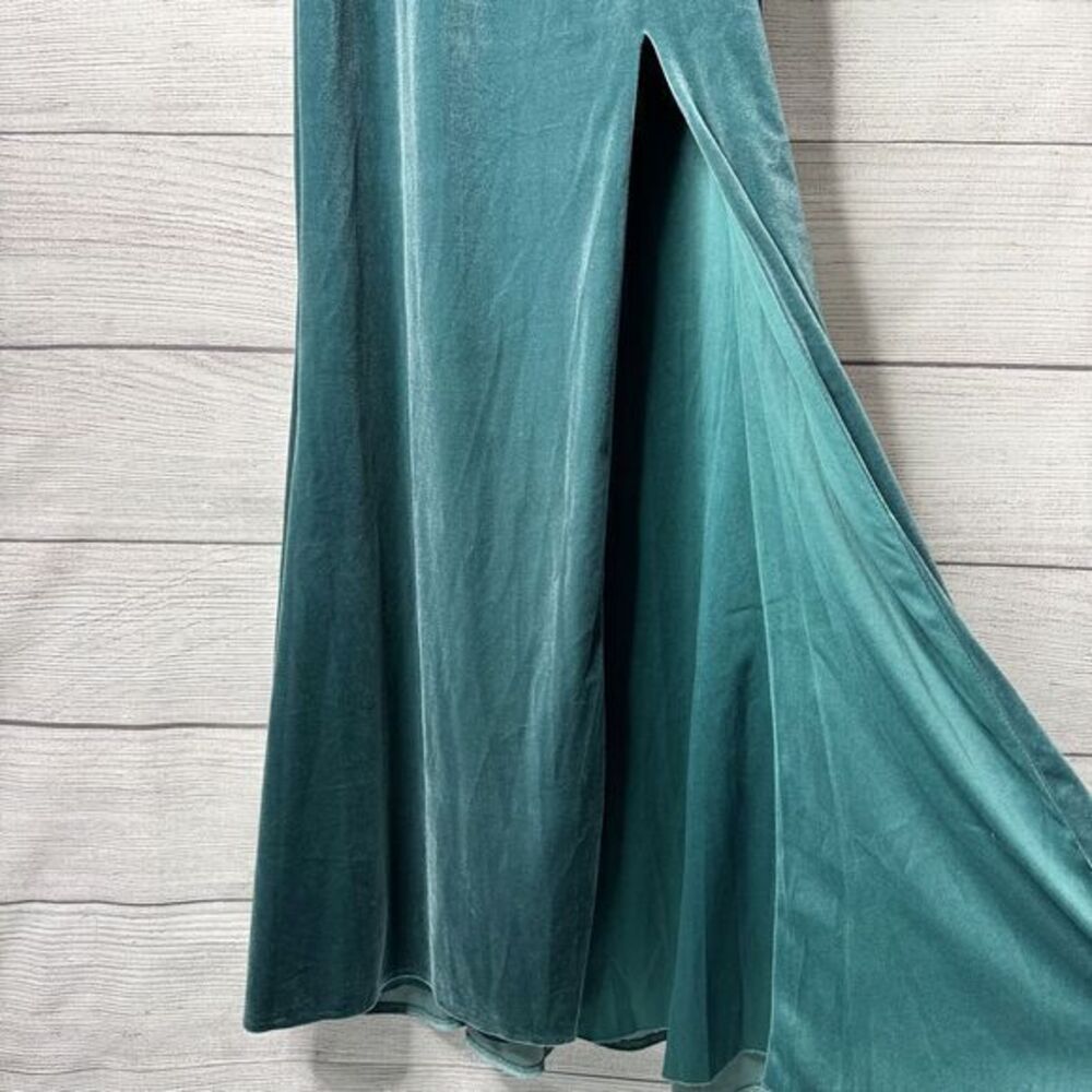 DB Studio Long Velvet Dress Halter 30" SLIT womens size 10 FLAW - Picture 3 of 9